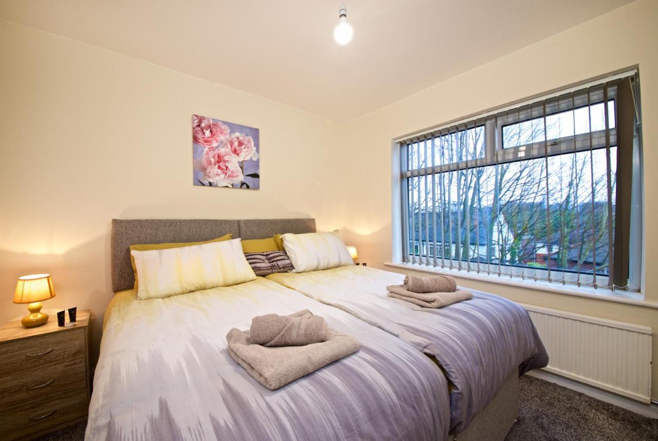 Beautiful Cozy Home With Free Parking Manchester Exterior photo